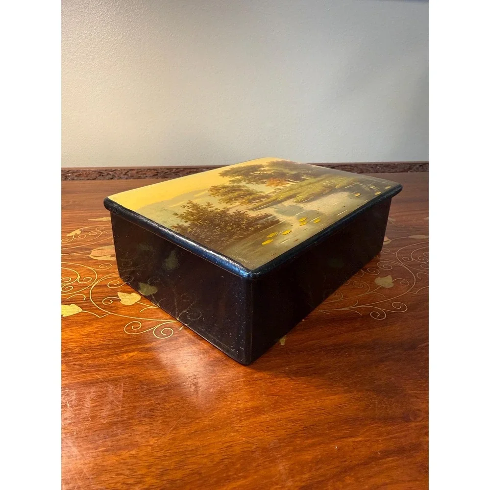 Vintage Lacquerware Box - Hand Painted Landscape‎ Trinket or Jewelry Box